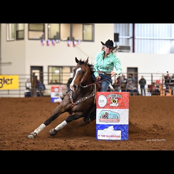 Meet your Posher, Lori - Picture 1 of 1